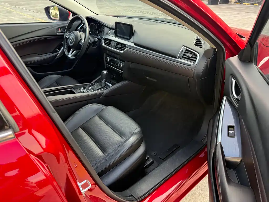 Mazda Atenza 2019 — фото 17