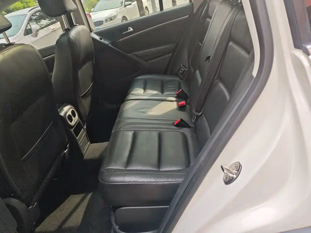 Volkswagen Tiguan 2015 — фото 15