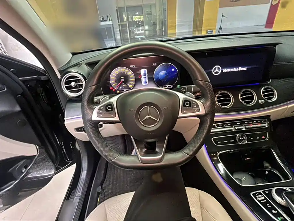 Mercedes-Benz E-Class 2017 — фото 12
