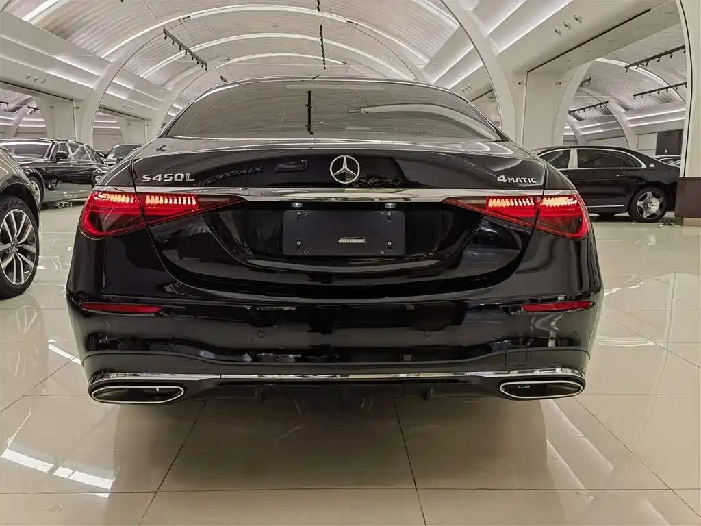 Mercedes-Benz S-Class 2025 — фото 3