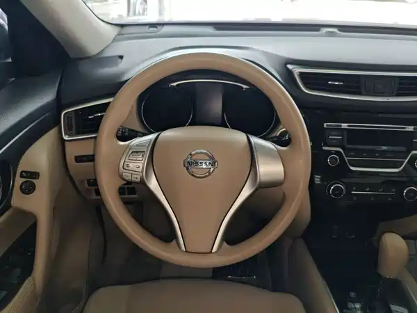 Nissan X-Trail 2014