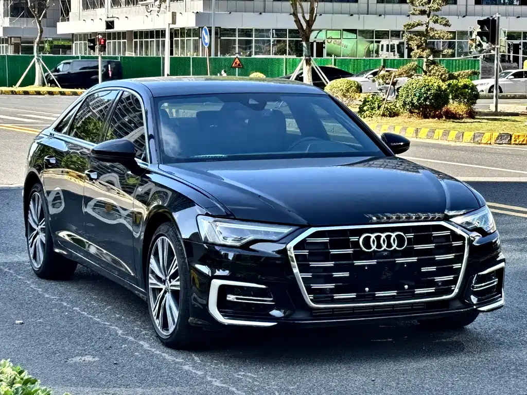 Audi A6L 2025 — фото 3