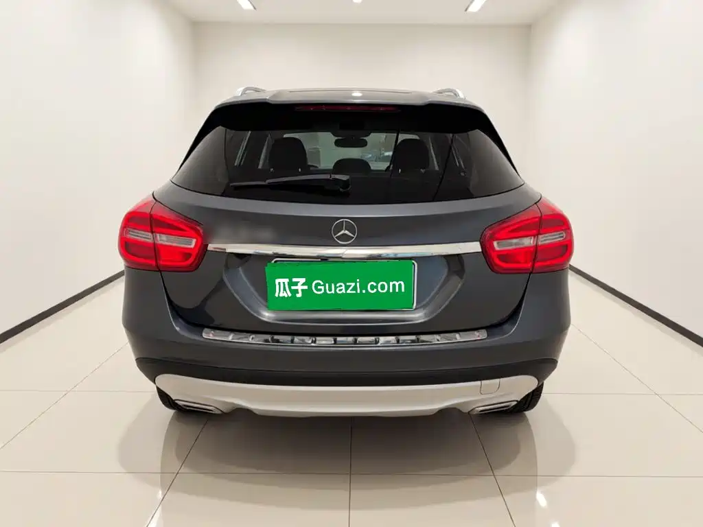 Mercedes-Benz GLA 2015