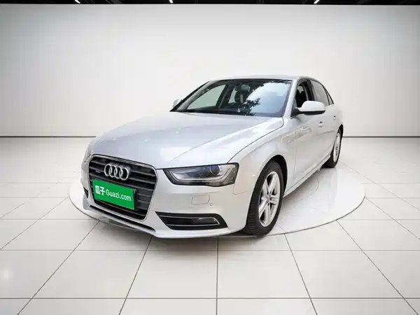 Audi A4L 2015