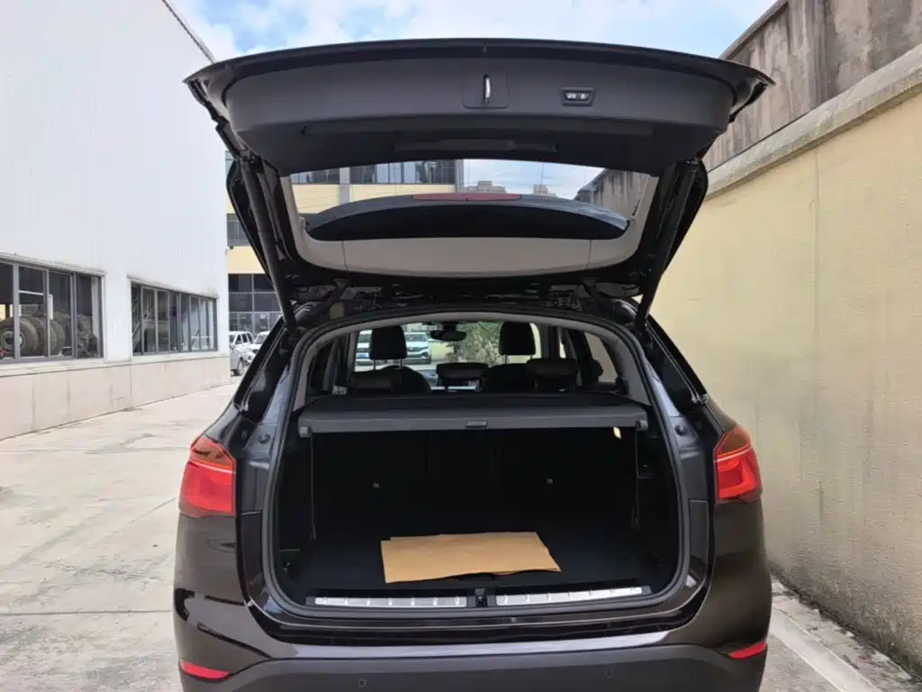 BMW X1 2017 — фото 19