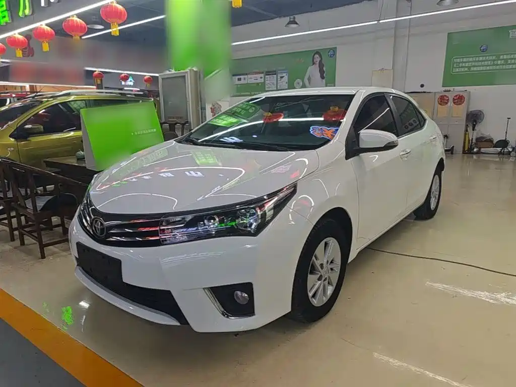 Toyota Corolla 2016 — фото 1