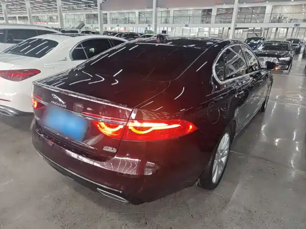 Jaguar XFL 2021
