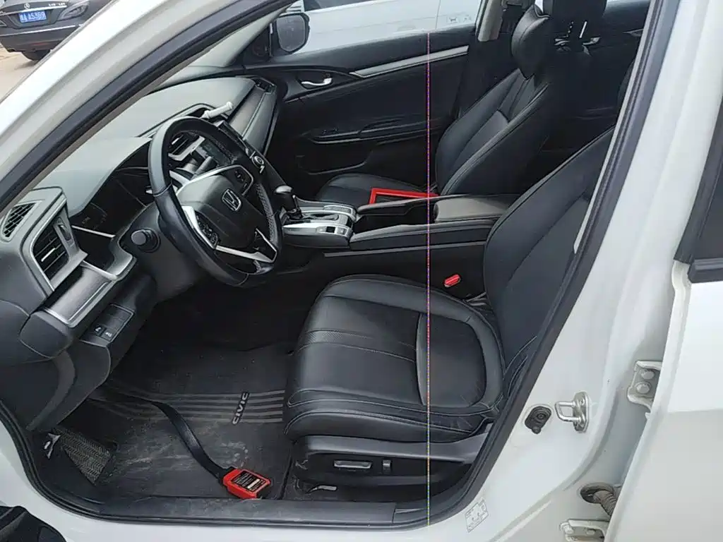Honda Civic 2017 — фото 15