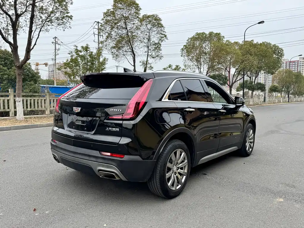Cadillac XT4 2019 — фото 15