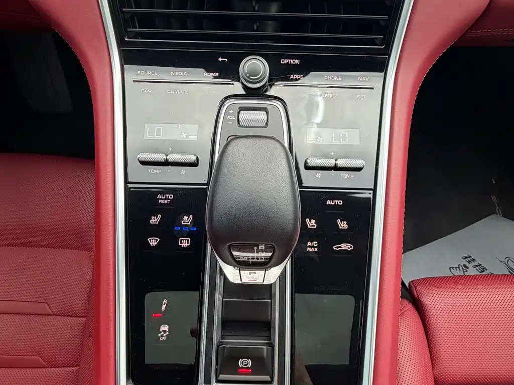 Porsche Panamera 2023 — фото 14