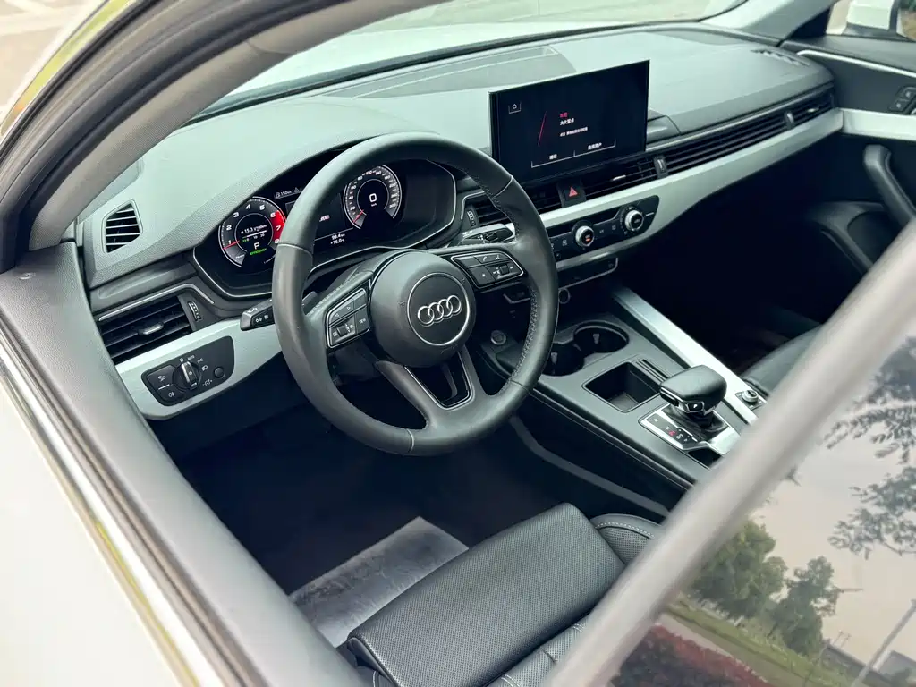 Audi A4L 2021 — фото 4