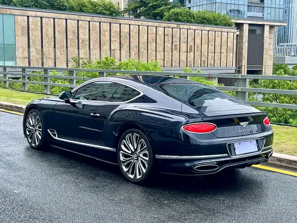 Bentley Continental 2018