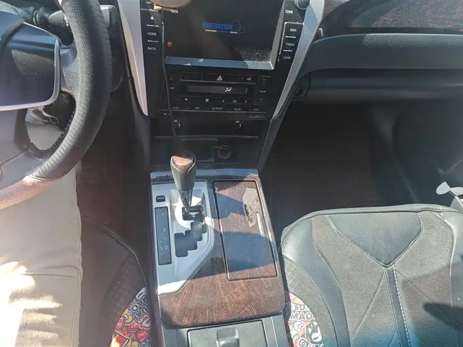 Toyota Camry 2015 — фото 16