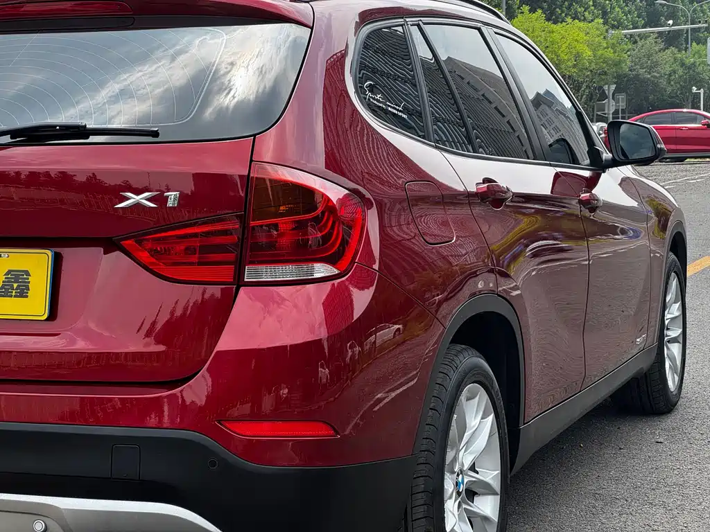 BMW X1 2015 — фото 27