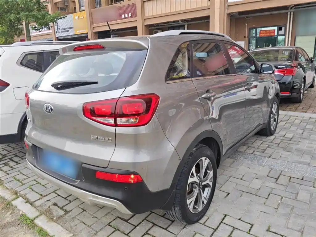 Kia KX3 2016 — фото 7