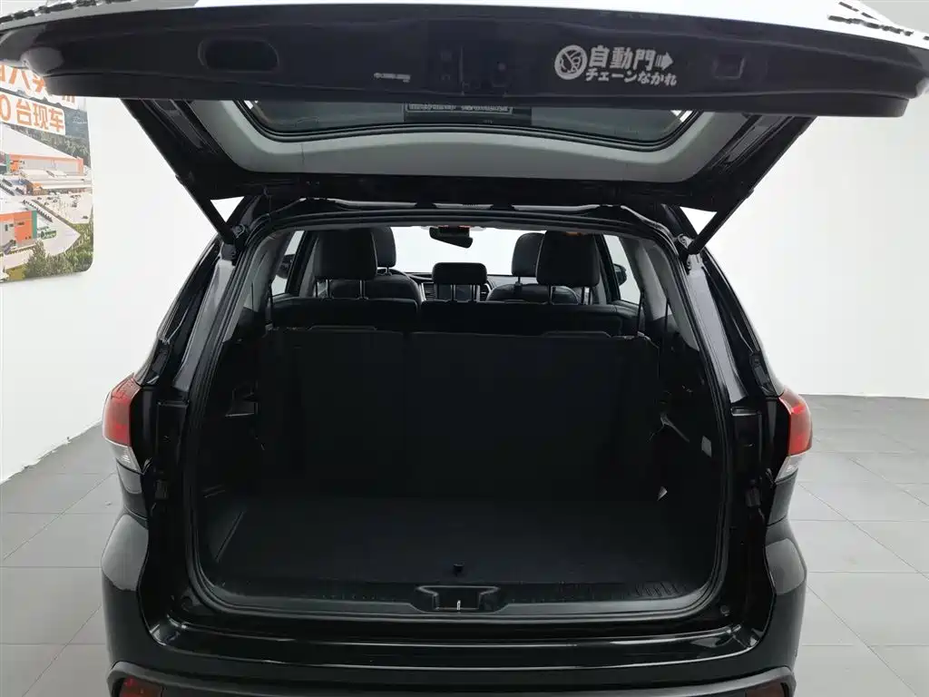 Toyota Highlander 2018 — фото 16