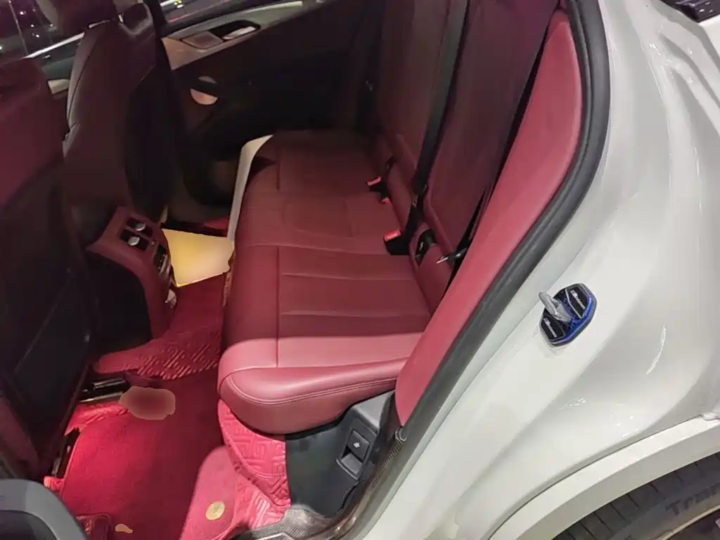 BMW X4 2022 — фото 15