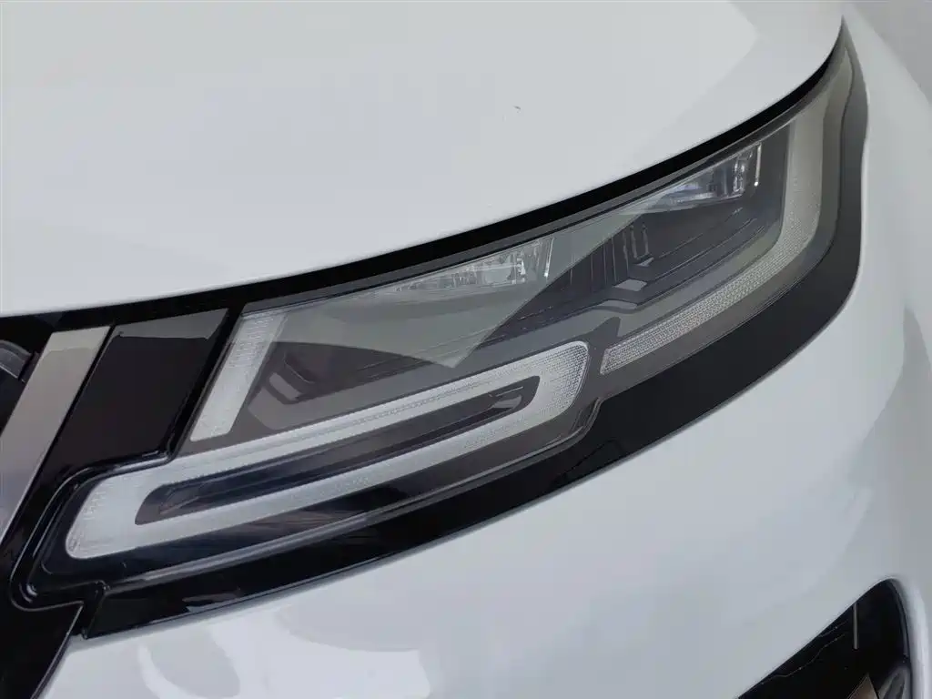 Land Rover Evoque 2020 — фото 7