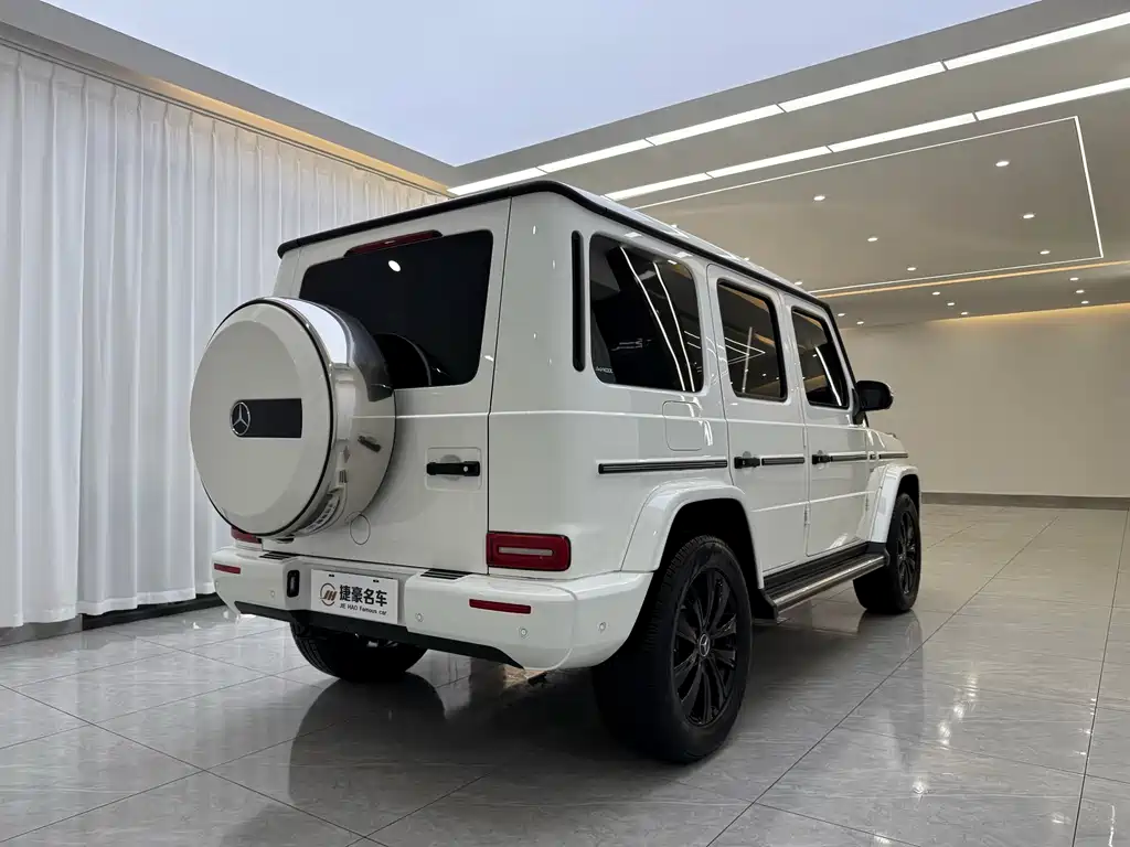 Mercedes-Benz G-Class 2022 — фото 13