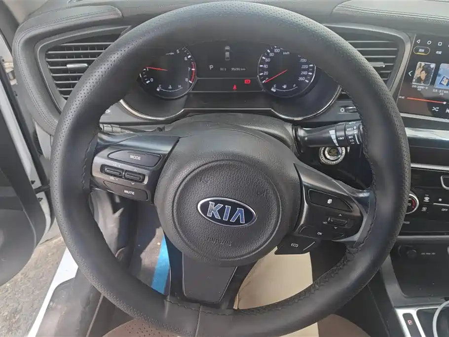 Kia K5 2014 — фото 15