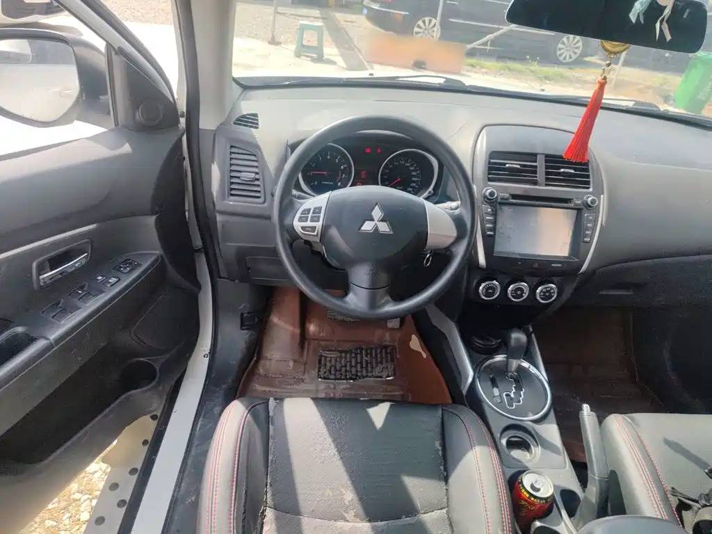 Mitsubishi ASX 2015