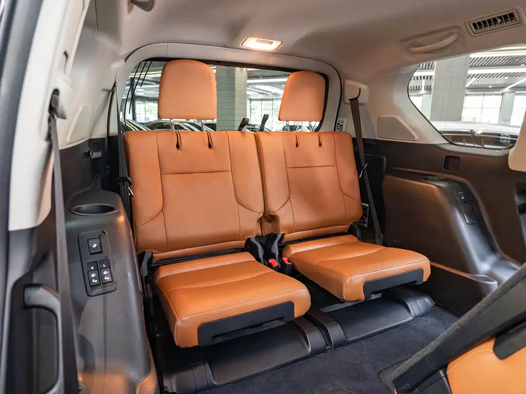 Lexus GX 2016 — фото 13