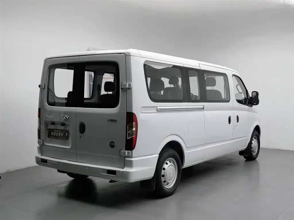Maxus V80 2024