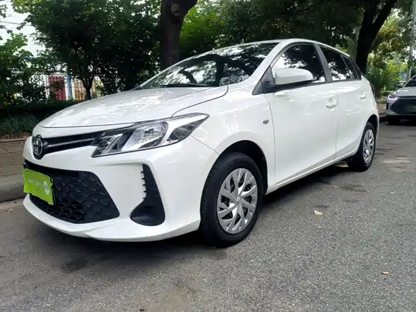Toyota Vios FS 2022