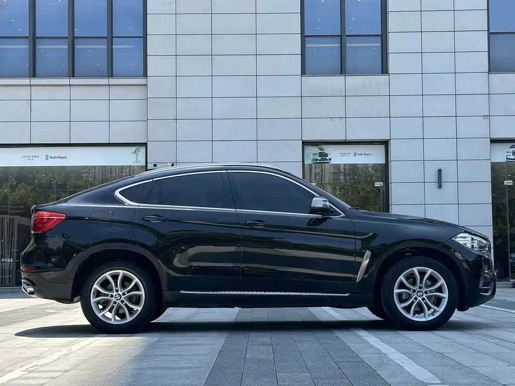 BMW X6 2018 — фото 7