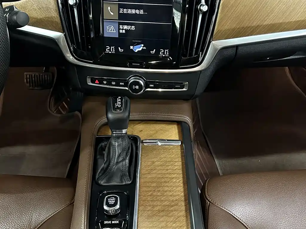 Volvo S90 2019 — фото 21