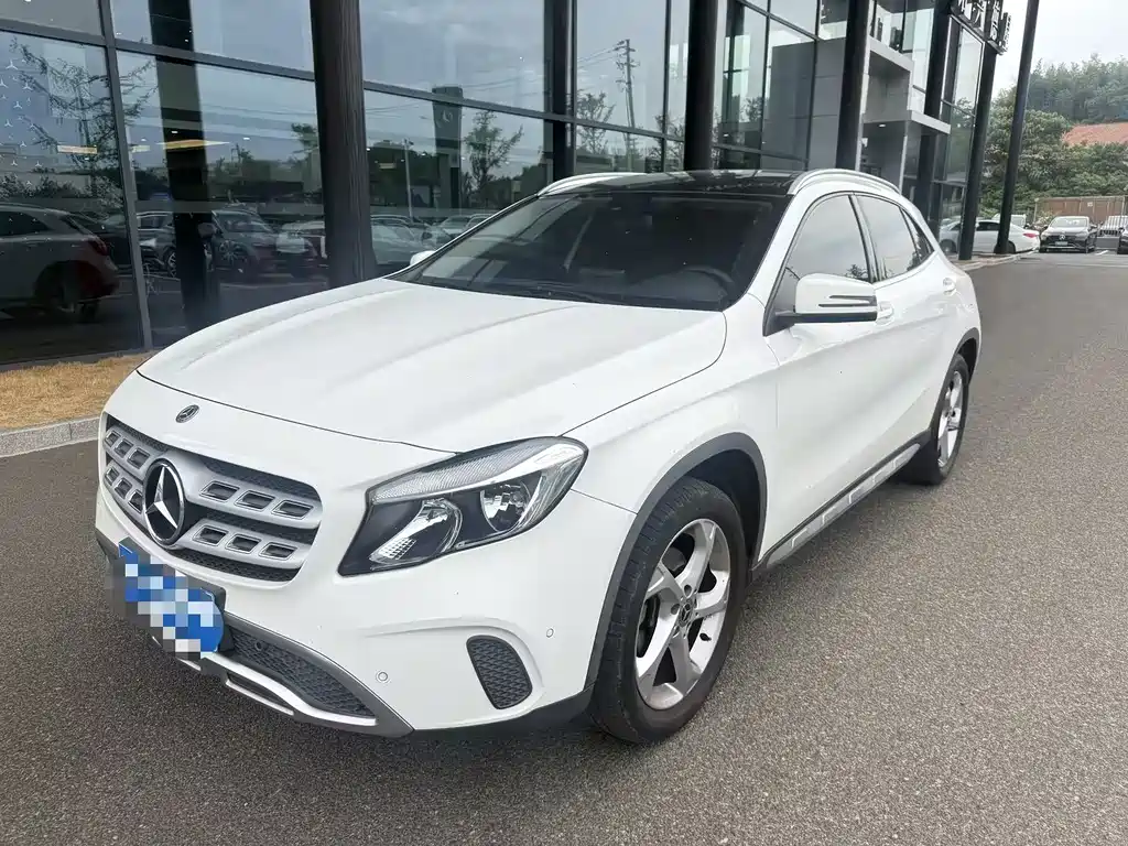 Mercedes-Benz GLA 2017