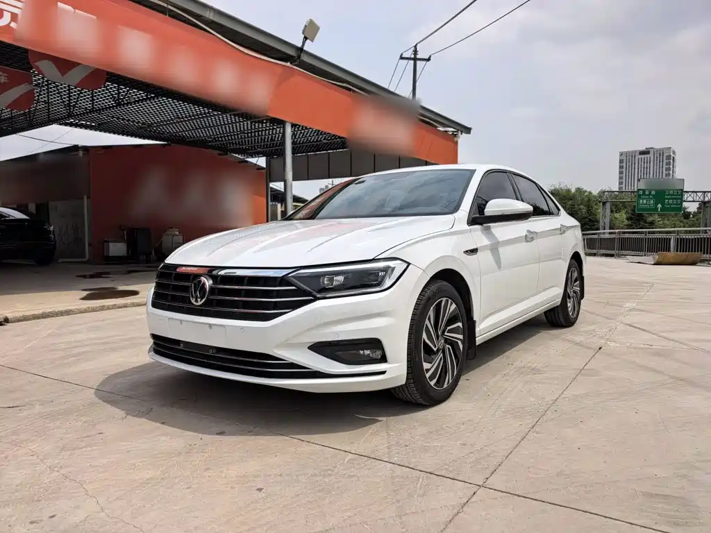 Volkswagen Sagitar 2020