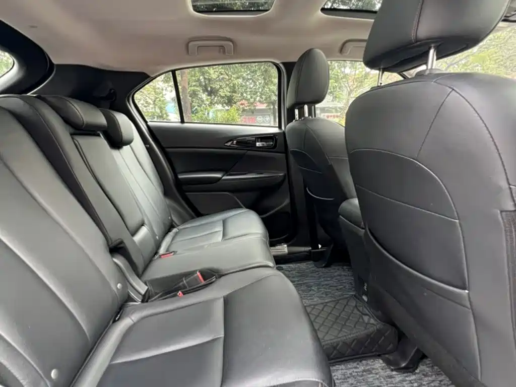 Mitsubishi Eclipse Cross 2019 — фото 20