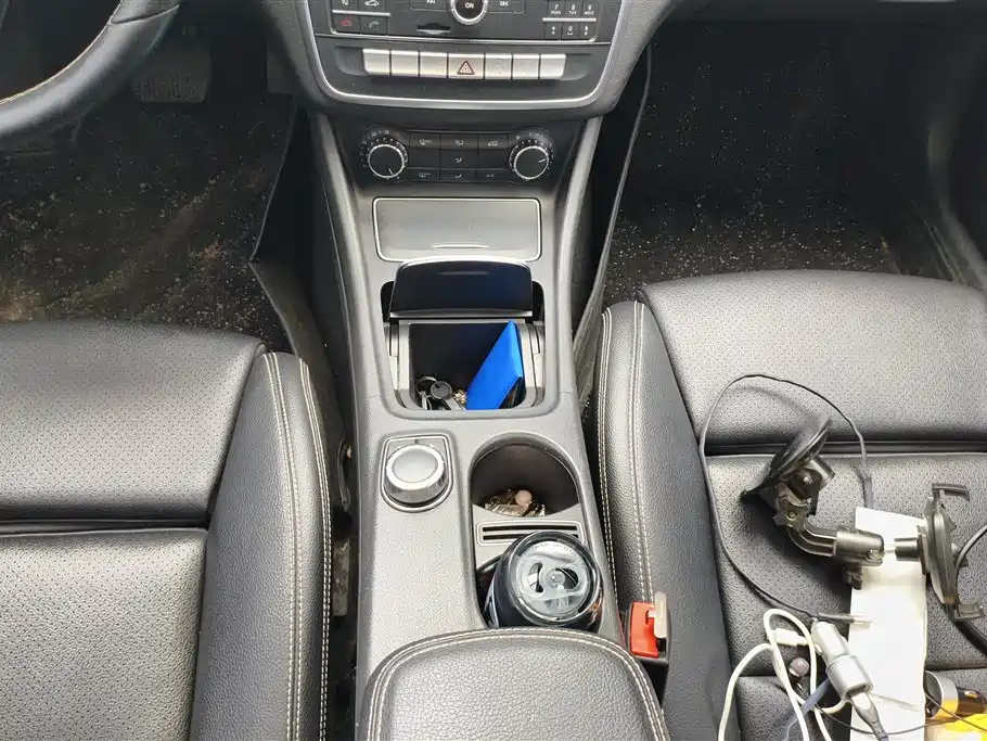 Mercedes-Benz GLA 2017 — фото 16