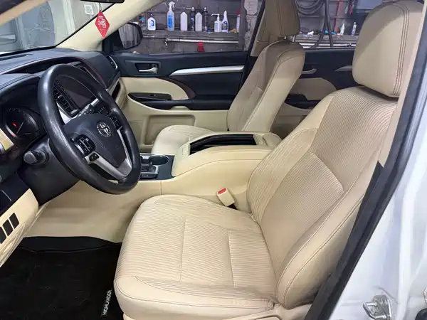 Toyota Highlander 2017