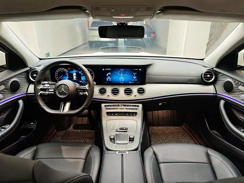 Mercedes-Benz E-Class 2021 — фото 13