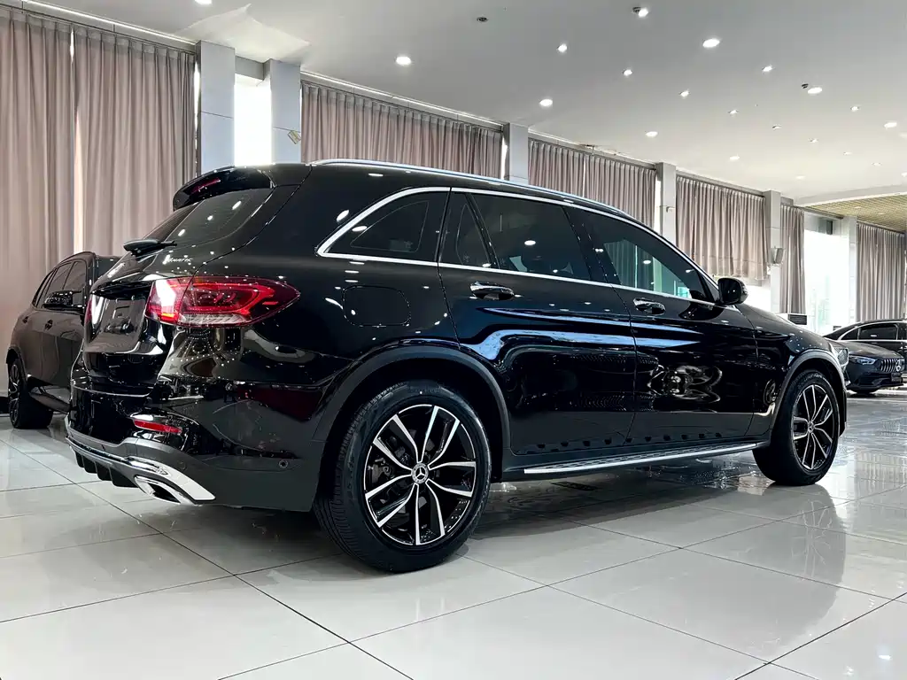 Mercedes-Benz GLC 2022 — фото 4