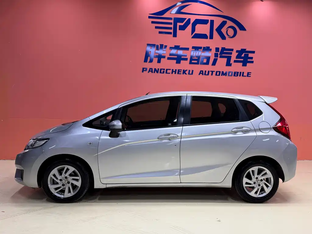 Honda Fit 2015 — фото 6