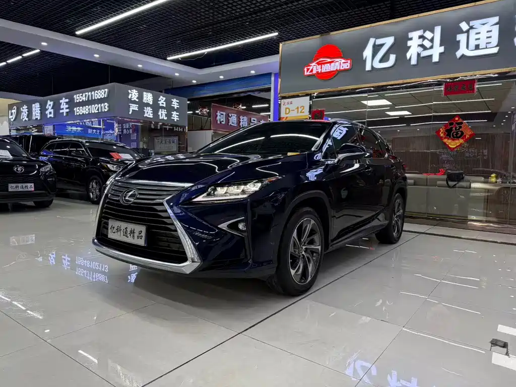 Lexus RX 2018 — фото 1