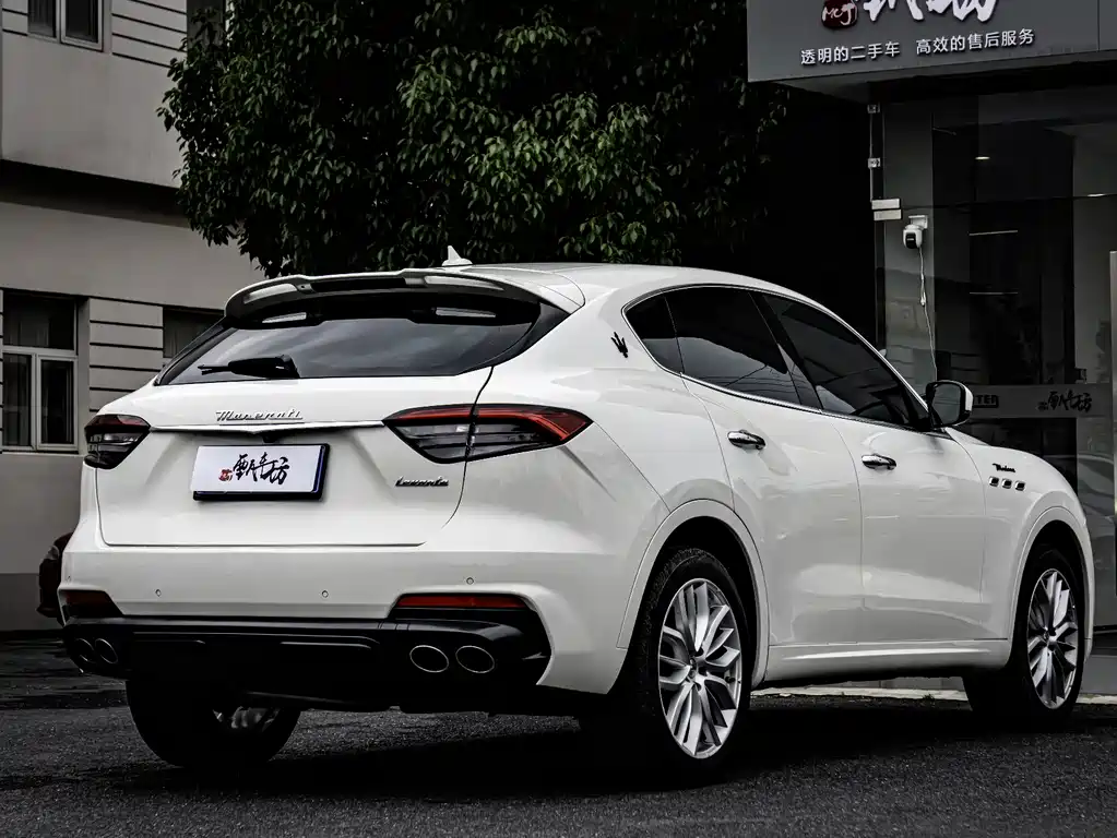 Maserati Levante 2021 — фото 6