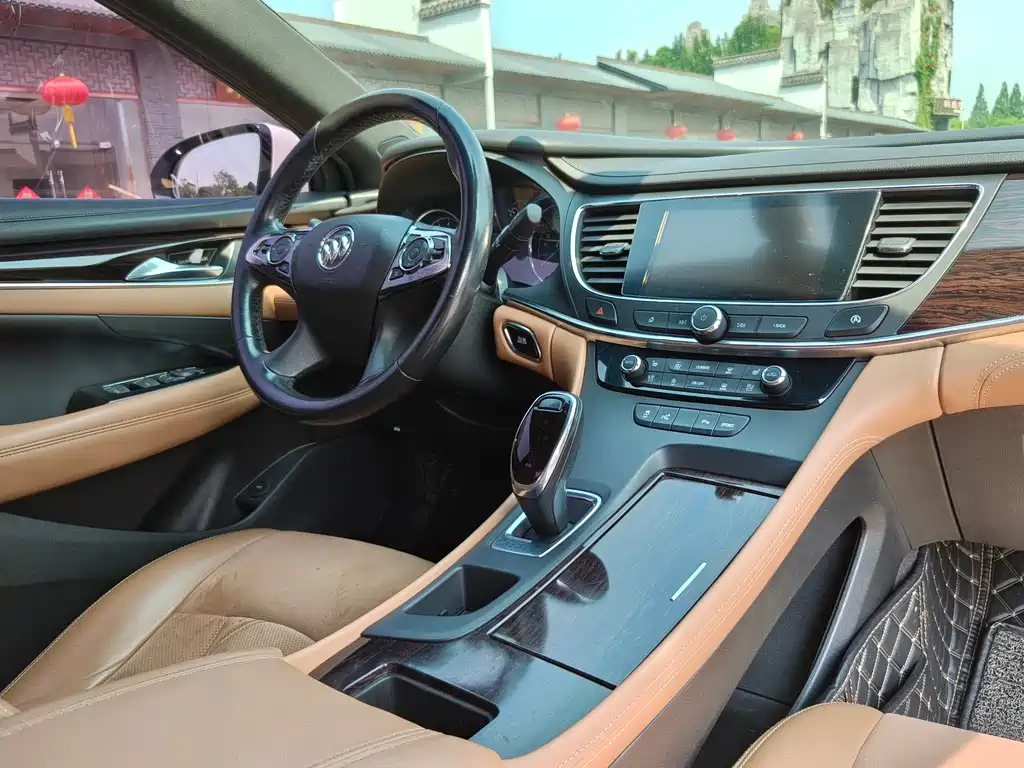 Buick LaCrosse 2017 — фото 9