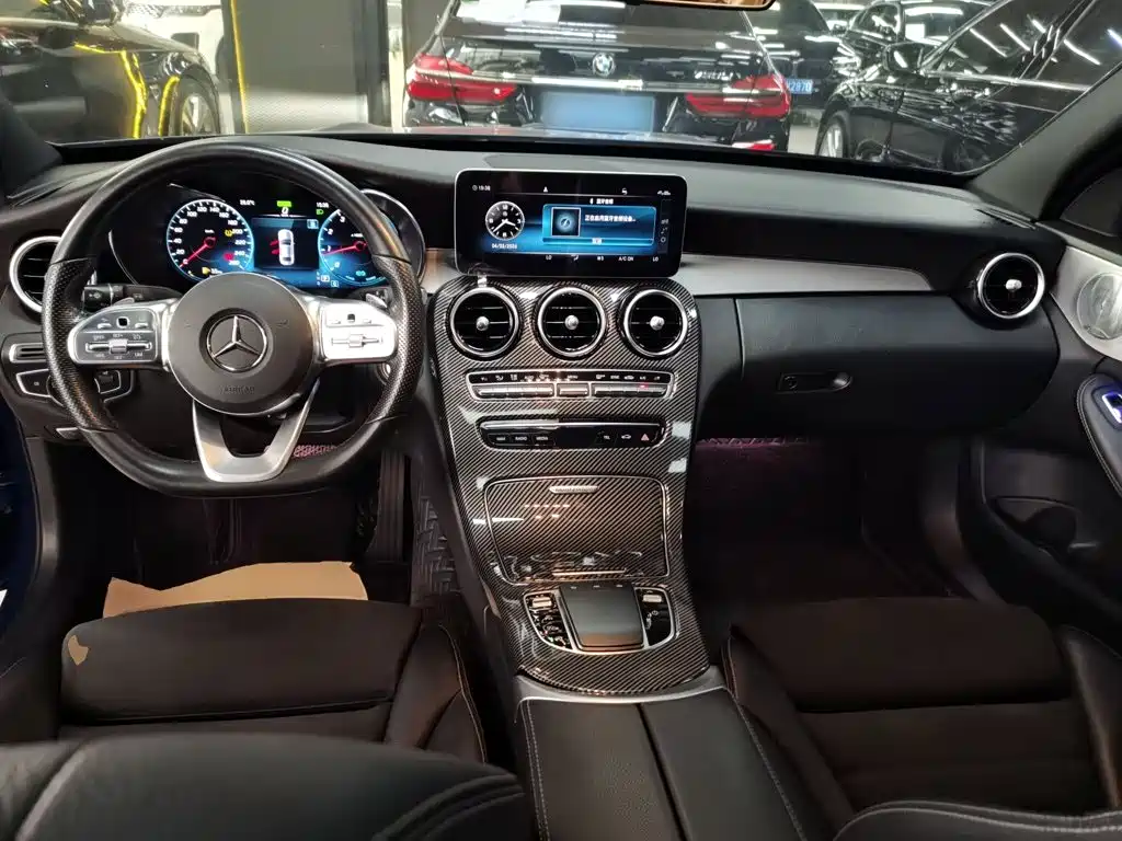 Mercedes-Benz C-Class 2021