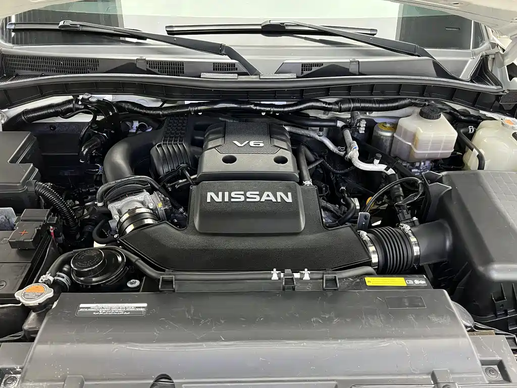 Nissan Patrol 2018 — фото 23