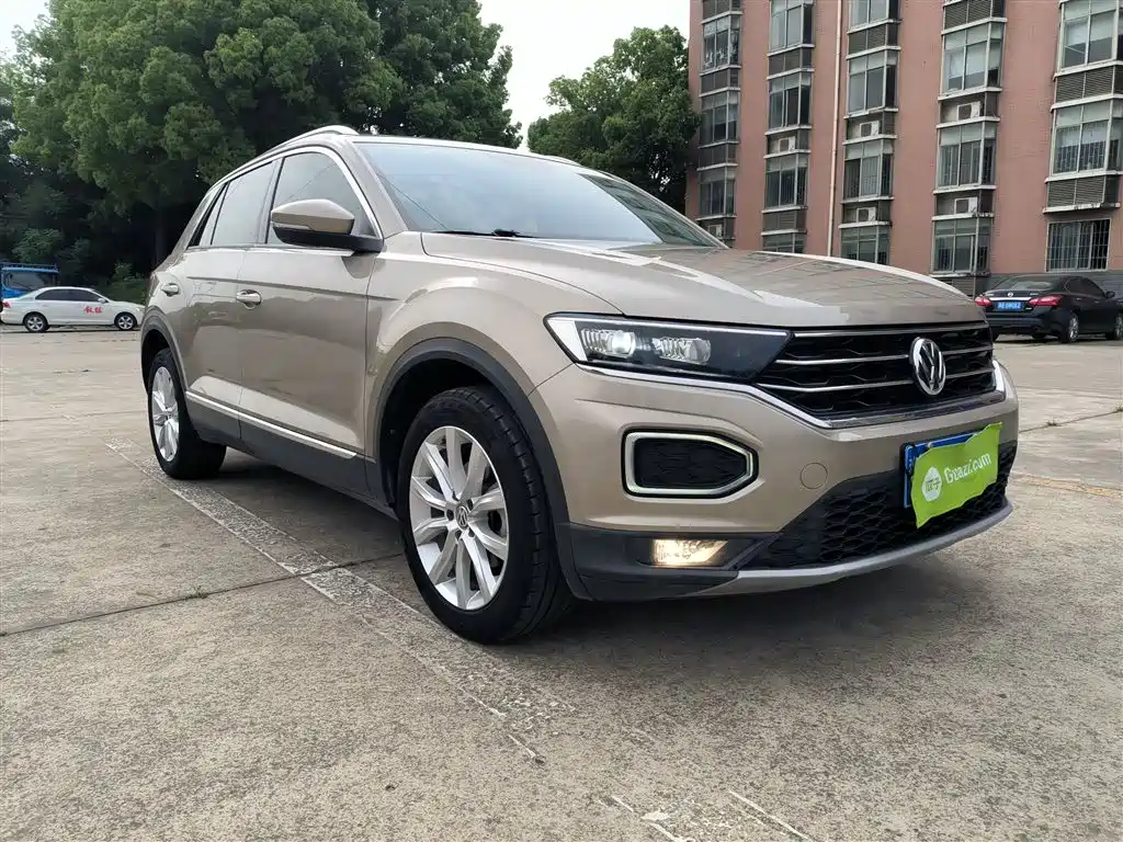 Volkswagen T-Roc 2019 — фото 4