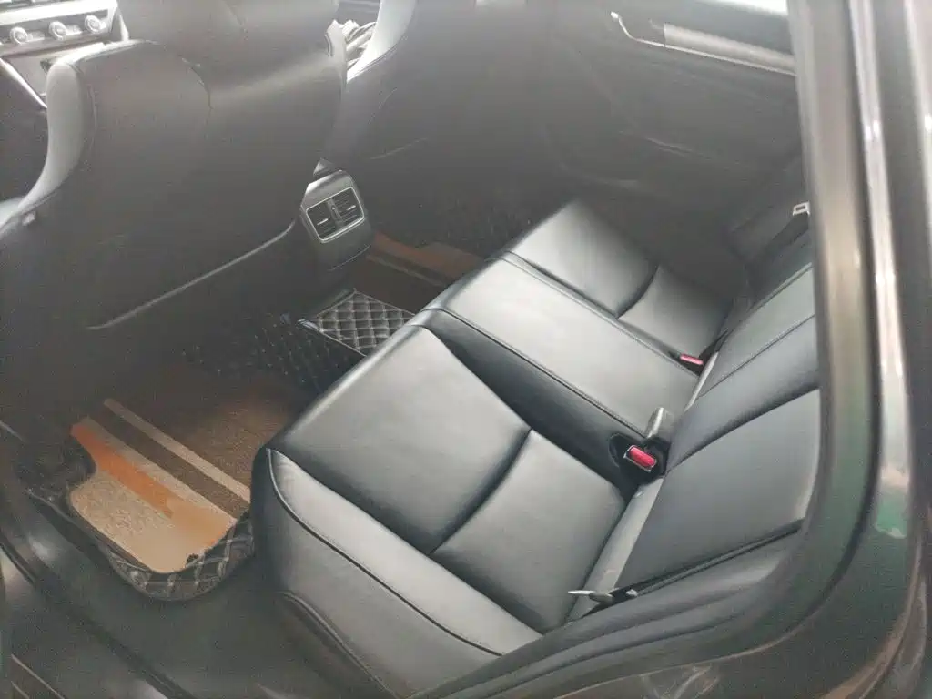 Honda Accord 2019 — фото 13