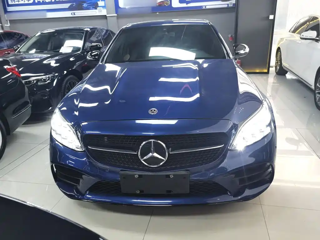 Mercedes-Benz C-Class 2021