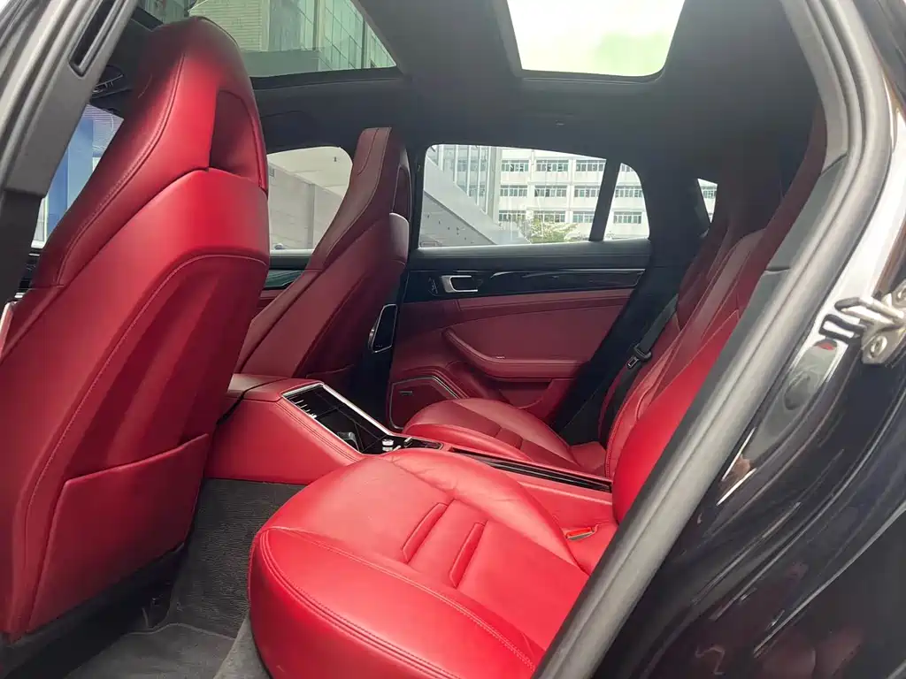 Porsche Panamera 2019 — фото 13