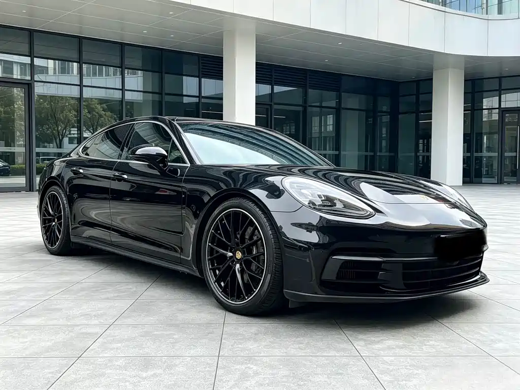Porsche Panamera 2019 — фото 3