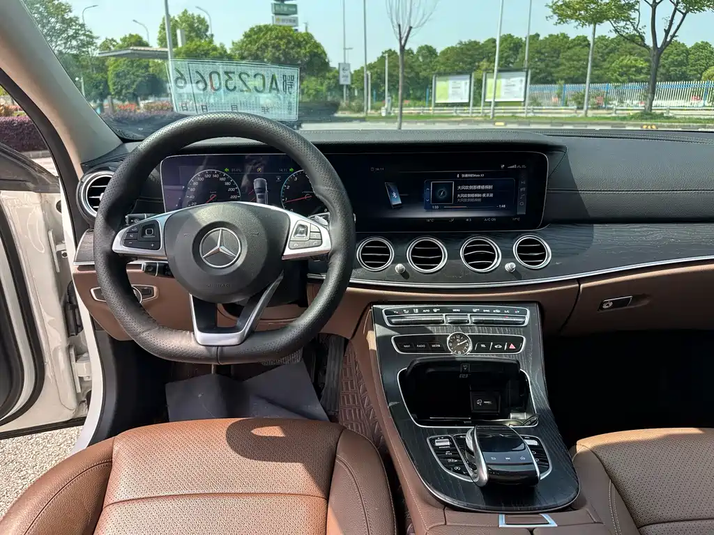 Mercedes-Benz E-Class 2018 — фото 5