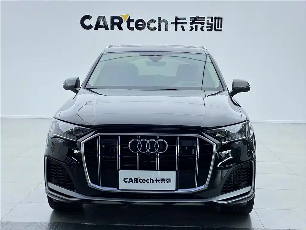 Audi Q7 2024 — фото 2